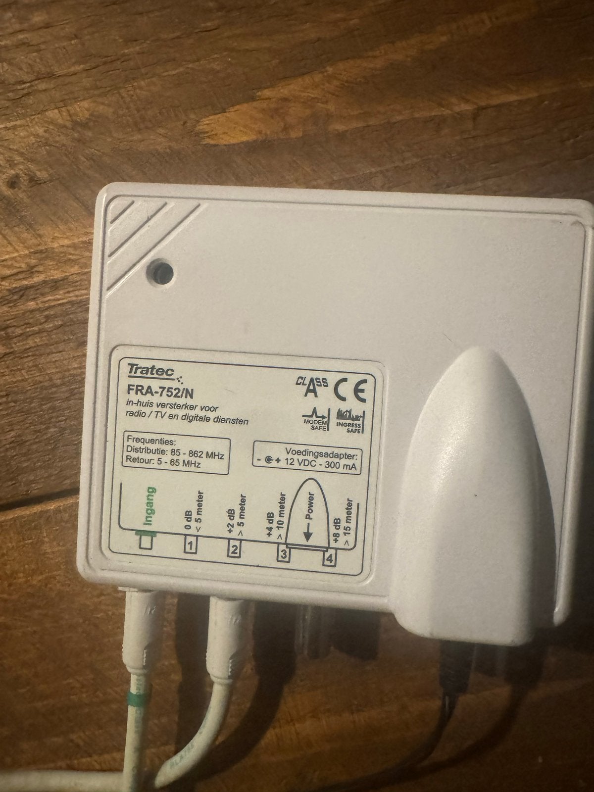 Tratec FRA-752/N In-huis versterker voor radio/TV, Ophalen, Zo goed als nieuw, Overige kabels