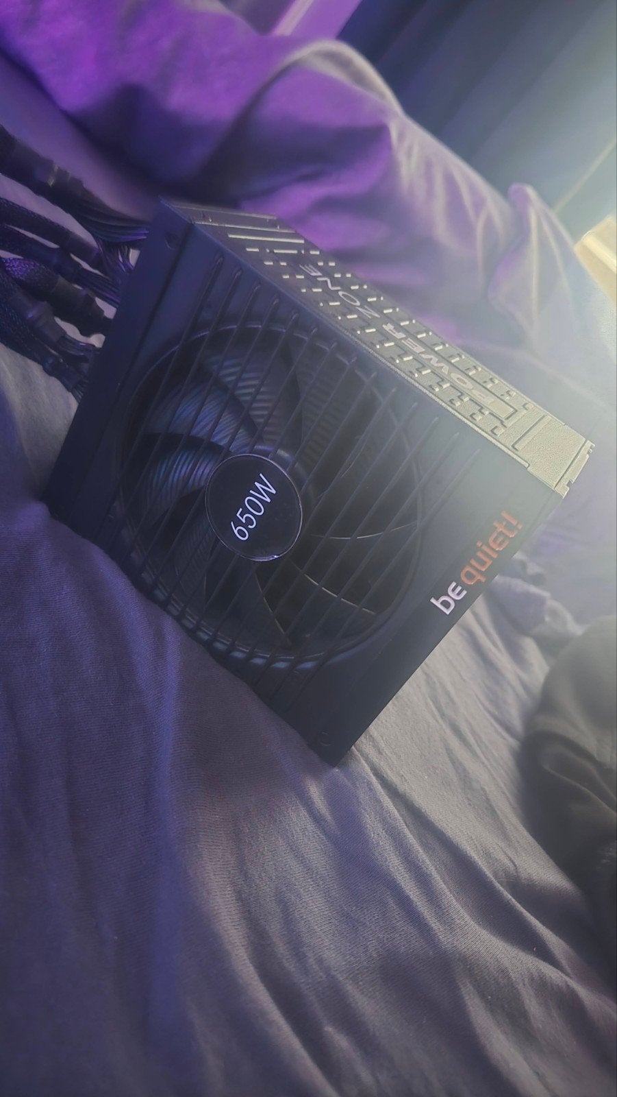 Pc voeding 650 watt, Computers en Software, Interne voedingen, Ophalen of Verzenden, Zo goed als nieuw