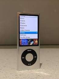 Refurbisched, iPod Shuffle 4 GB. € 50,00, Ophalen of Verzenden, Refurbished, Dock of Kabel, Shuffle