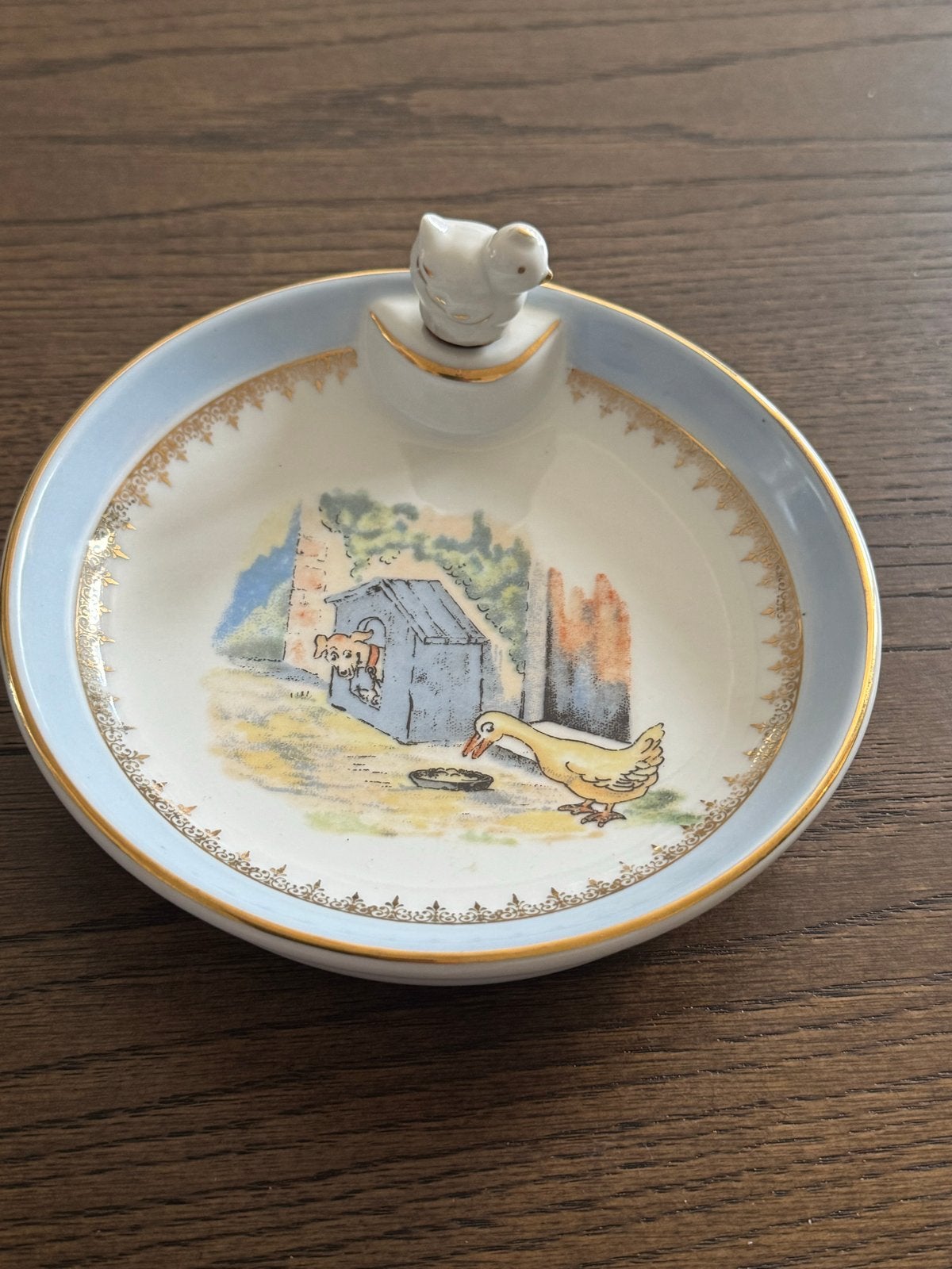 Vintage porseleinen kinder warmhoudbordje met kuiken, Ophalen of Verzenden