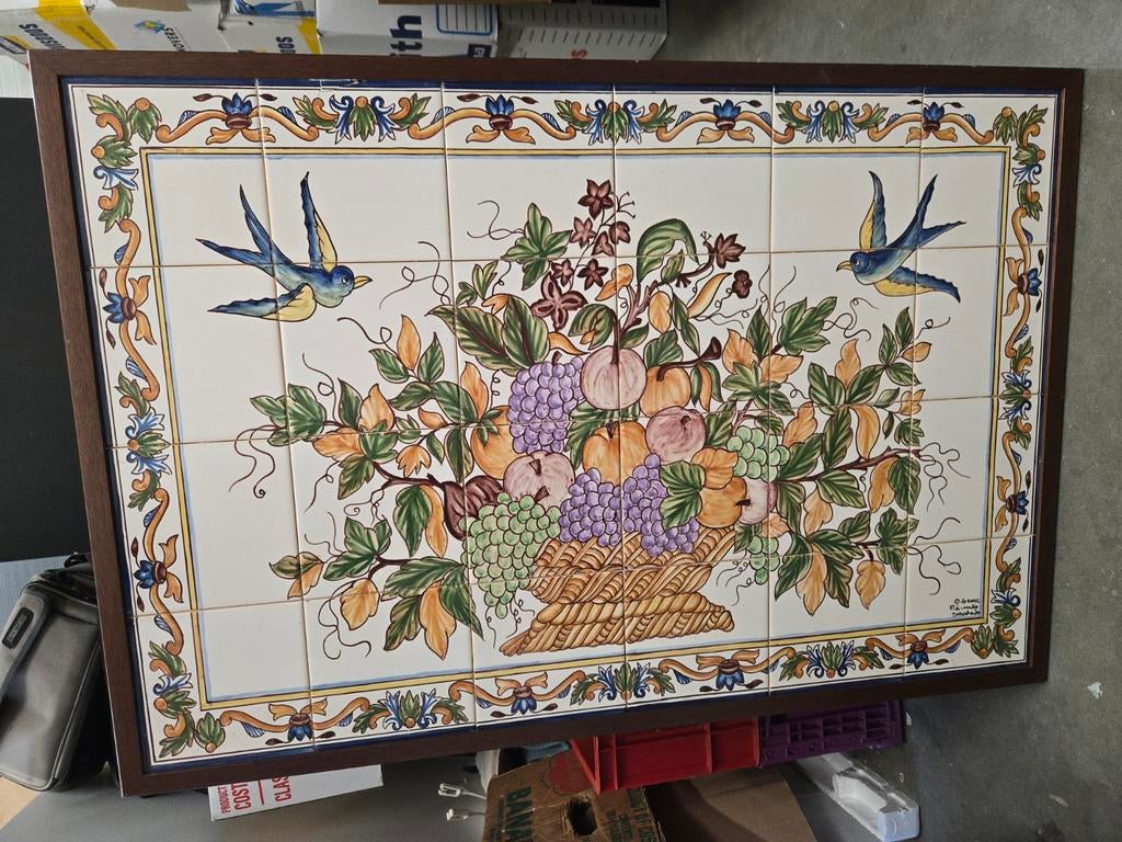 Handgeschilderde Portugese tegeltableau met vogels en fruit, Antiek en Kunst, Antiek | Wandborden en Tegels, Ophalen