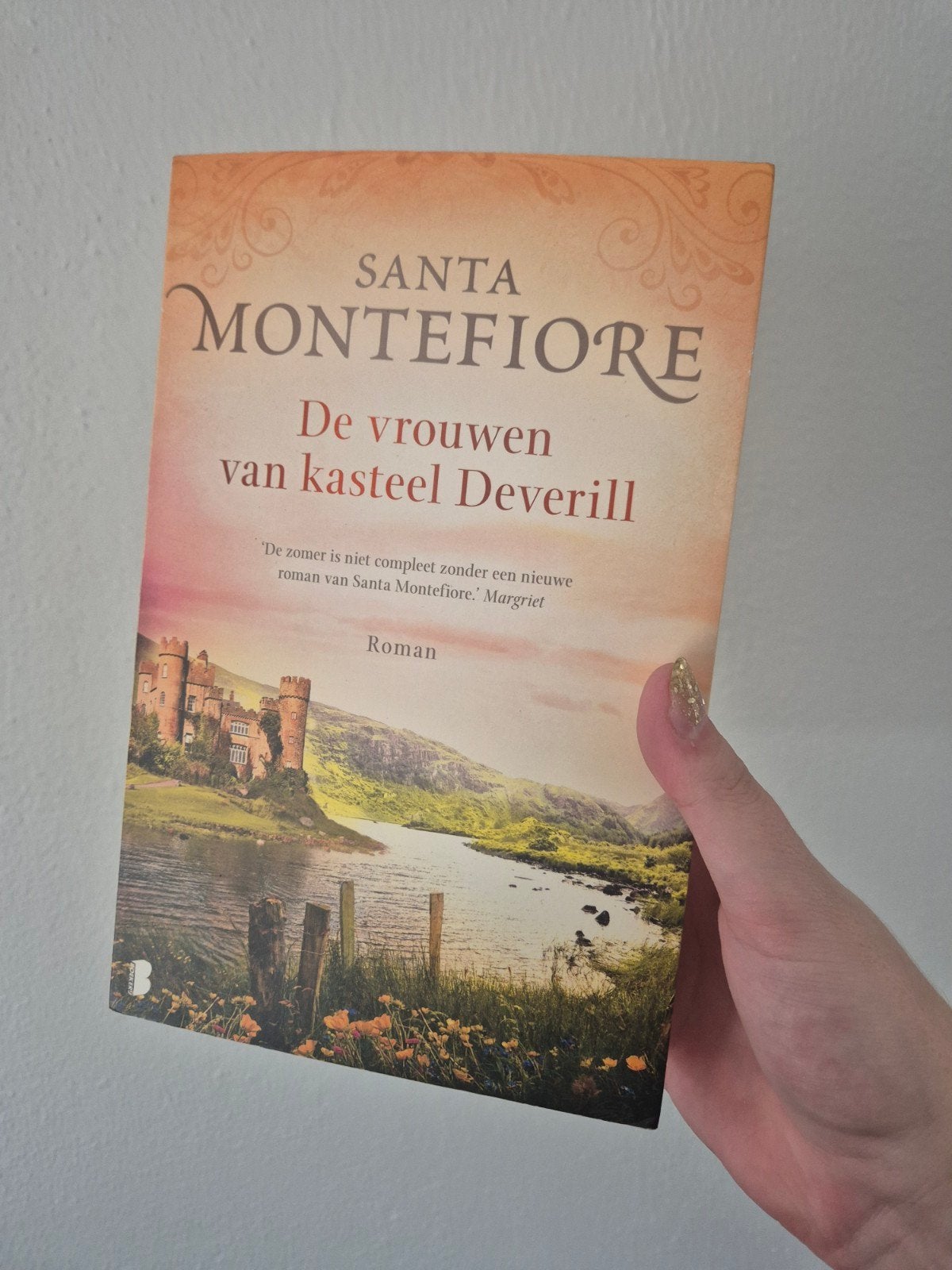 Santa Montefiore - De vrouwen van kasteel Deverill, Ophalen of Verzenden