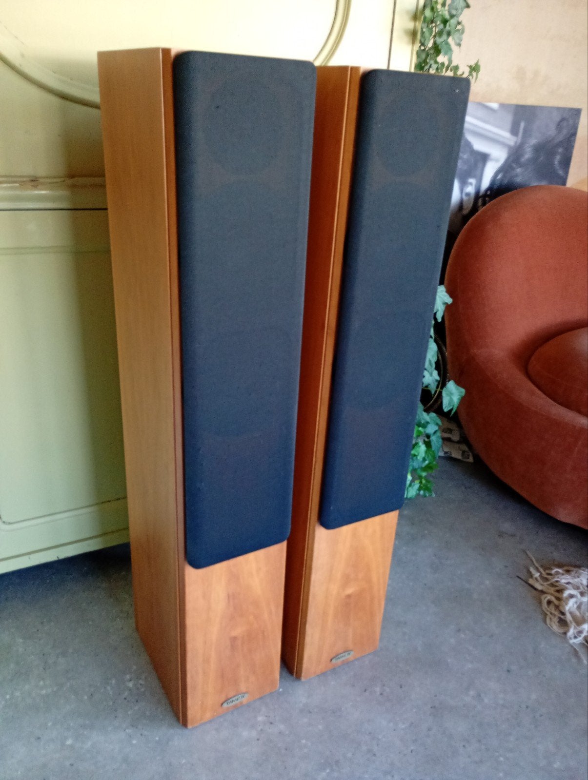 Tannoy Revolution R2 speaker set, Stereo speakers, Gebruikt, 60 tot 120 watt, Ophalen