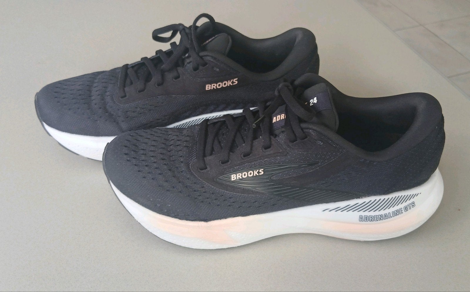 Brooks Adrenaline hardloopschoenen, Ophalen of Verzenden, Nieuw, Hardloopschoenen, Overige merken