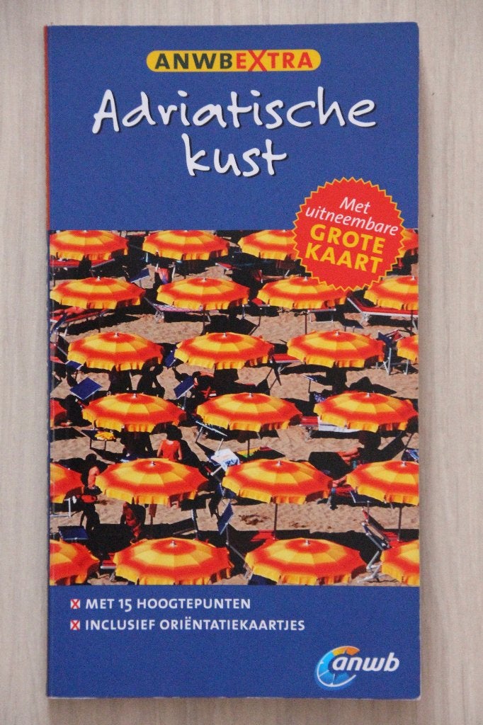 ADRIATISCHE KUST - Italië - ANWB Extra met grote kaart, Europa, Ophalen of Verzenden, Reisgids of -boek, ANWB