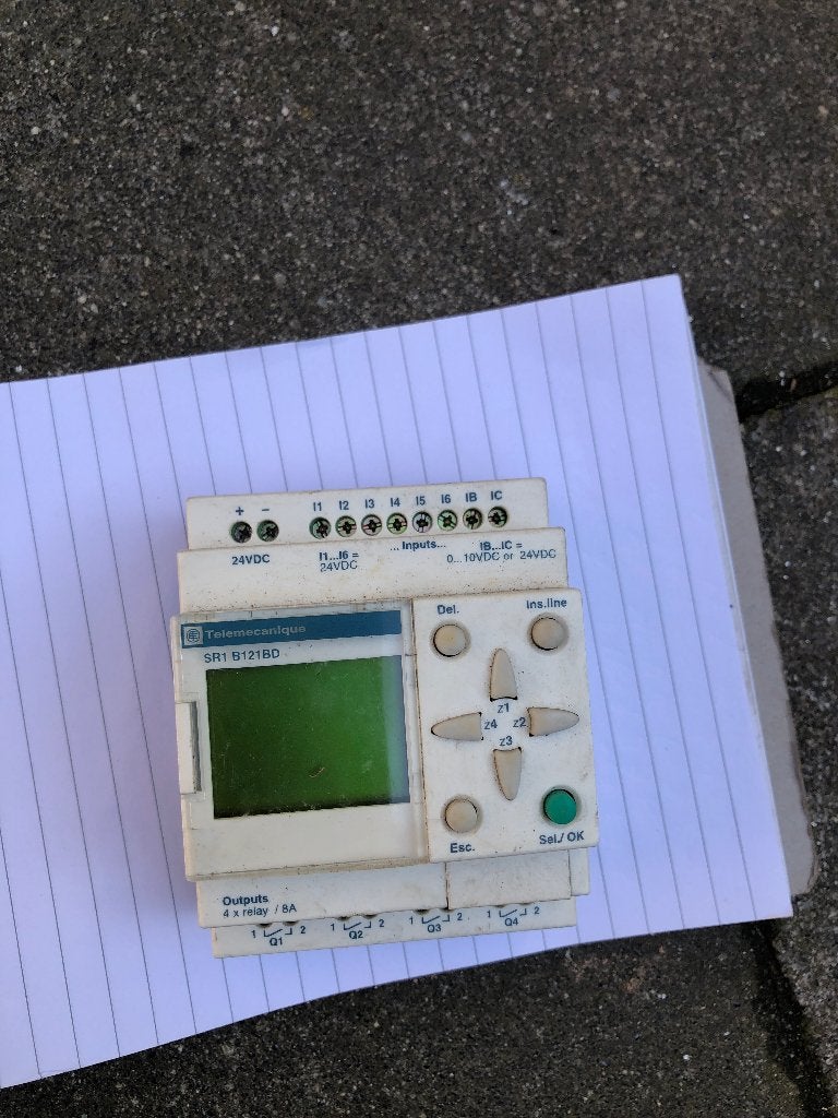 te koop:TELEMECANIQUE SR1 B121 BD LOGICA RELAIS 24VDC, Ophalen of Verzenden, Gebruikt
