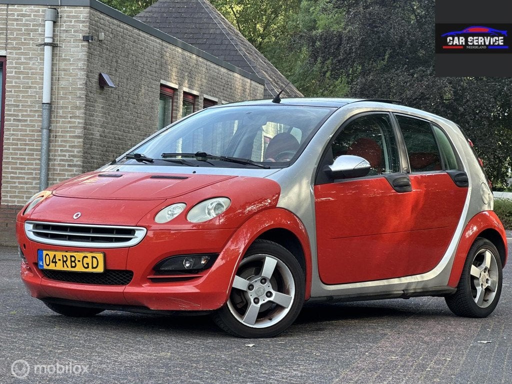 Smart forfour 1.1 blackbasic/NAP/APK/INRUILER/LMV/PANO, Auto's, Smart, Voorwielaandrijving, Origineel Nederlands, Bedrijf, Handgeschakeld