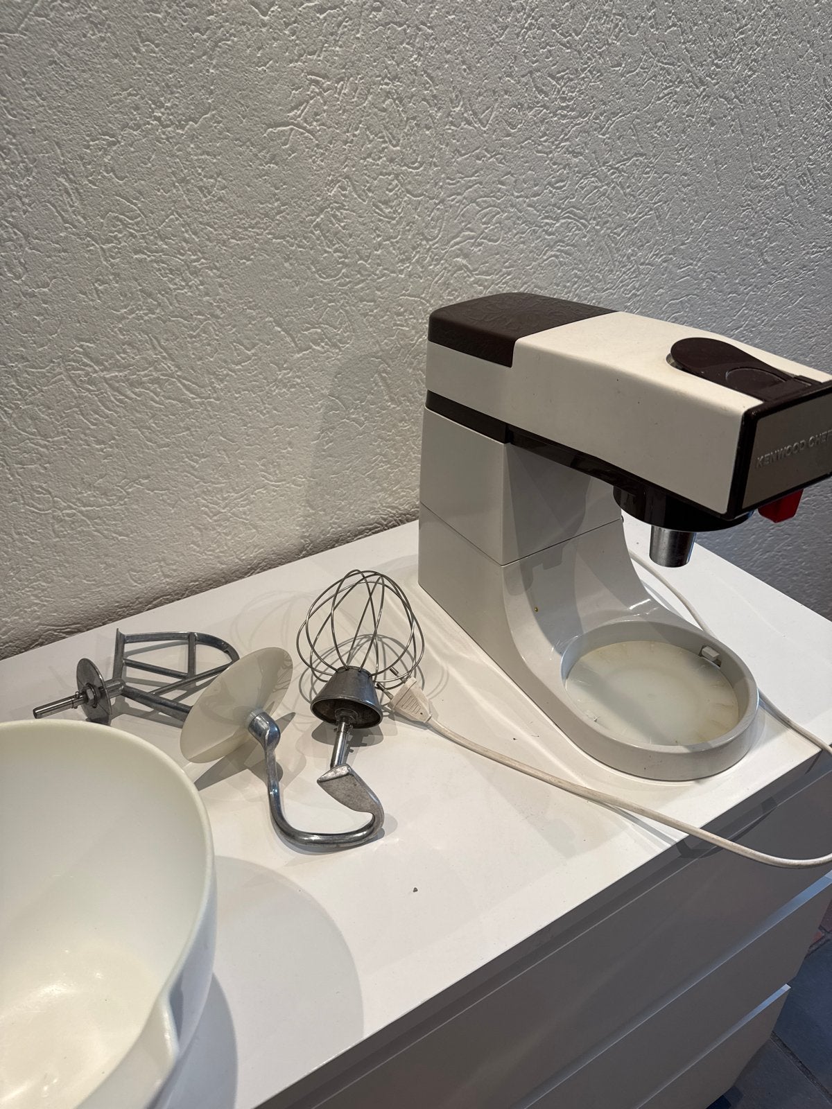 Vintage Kenwood Chef Keukenmachine met accessoires, 2 tot 3 liter, Ophalen, Gebruikt, 3 snelheden of meer