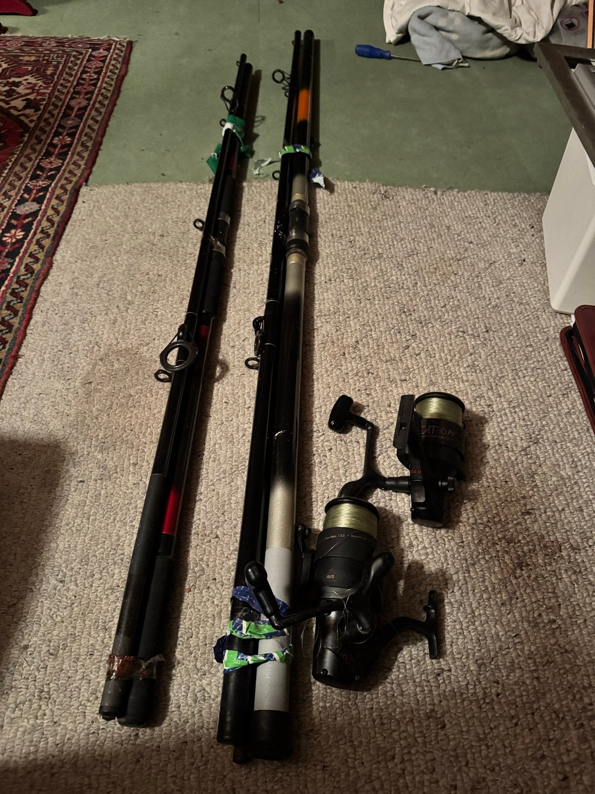 Zeehengels 420 en 450 cm met molens, Ophalen, Gebruikt, Complete hengel