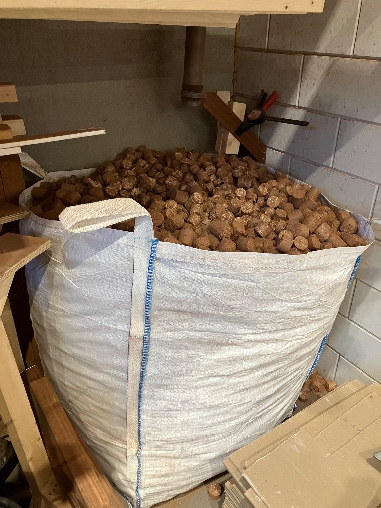 Briketten voor houtkachel, Minder dan 3 m³, Ophalen, Overige houtsoorten, Blokken