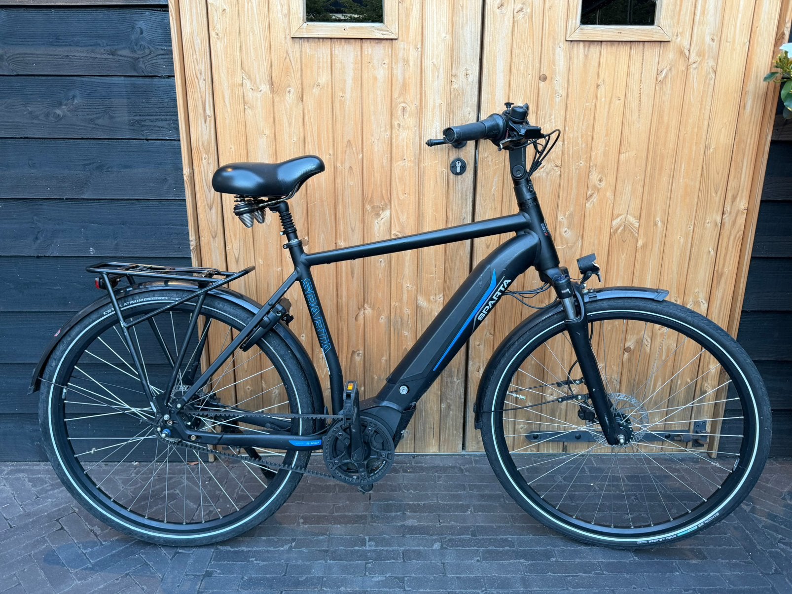 Batavus Ebike met Riem en Bosch, Zo goed als nieuw, 57 tot 61 cm, Schijfrem, Ophalen