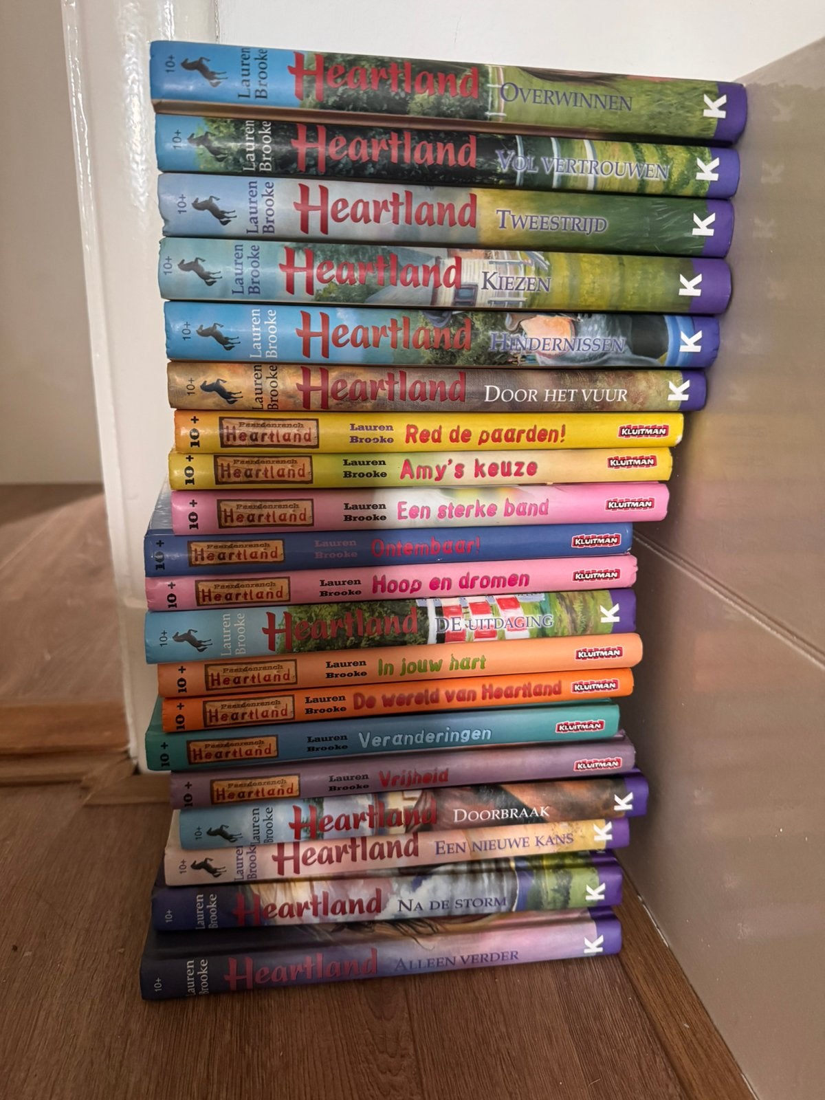 Hele serie Heartland paardenboeken – 20 boeken, Ophalen of Verzenden, Zo goed als nieuw, Fictie