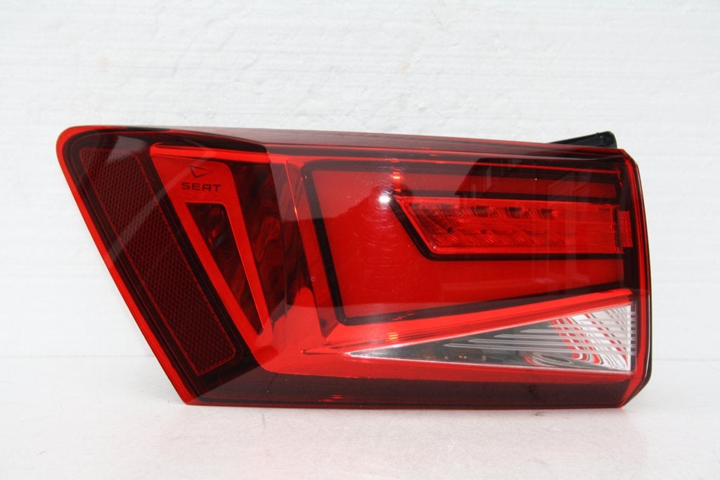 Achterlicht Seat Ateca links 575 945 207 D Origineel ! MOOI, Ophalen of Verzenden