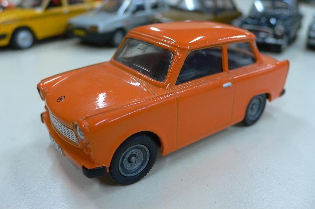 trabant  601  - vitesse  1/43, Verzenden, Nieuw, Auto, Overige merken