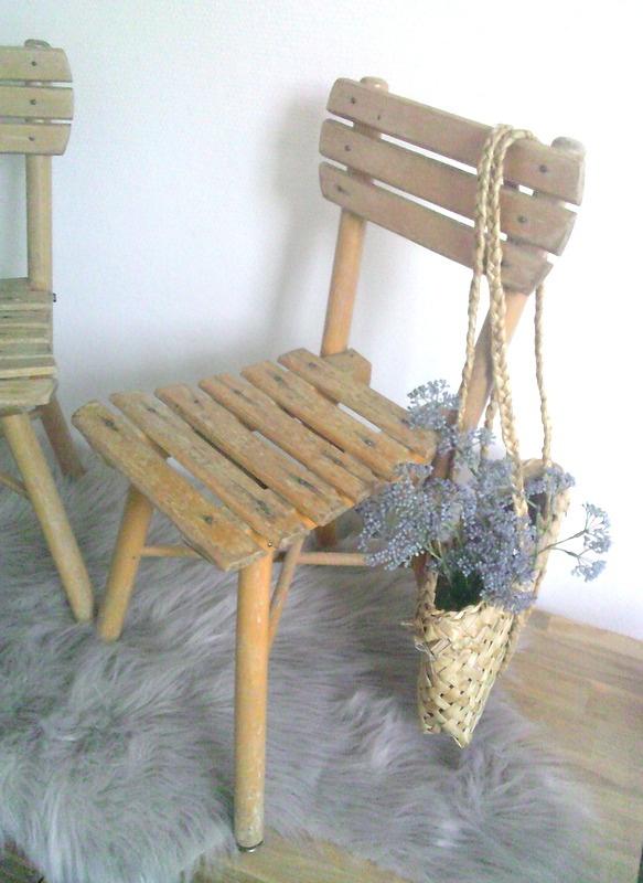2 Vintage Franse houten kinderstoeltjes SET, Antiek en Kunst, Curiosa en Brocante, Ophalen