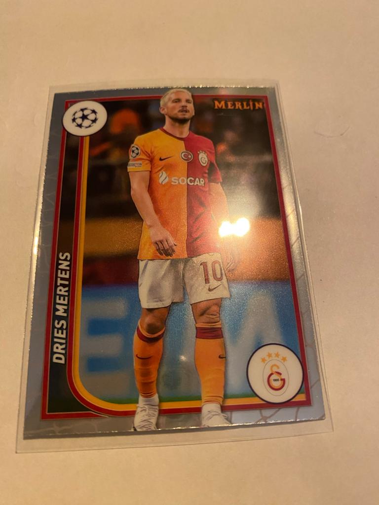 Dries Mertens Topps Merlin Galatasaray #64, Ophalen of Verzenden, Zo goed als nieuw, Plaatje
