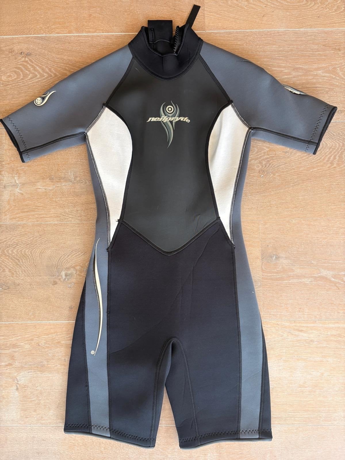 Neilpryde Dames Wetsuit Maat 38, Ophalen, Gedragen, Zwart, Overige typen