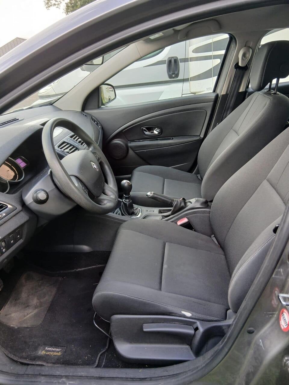 Renault Megane 1.2 TCe station lekke koppakking export, Auto's, Voorwielaandrijving, Euro 5, Gebruikt, 4 cilinders