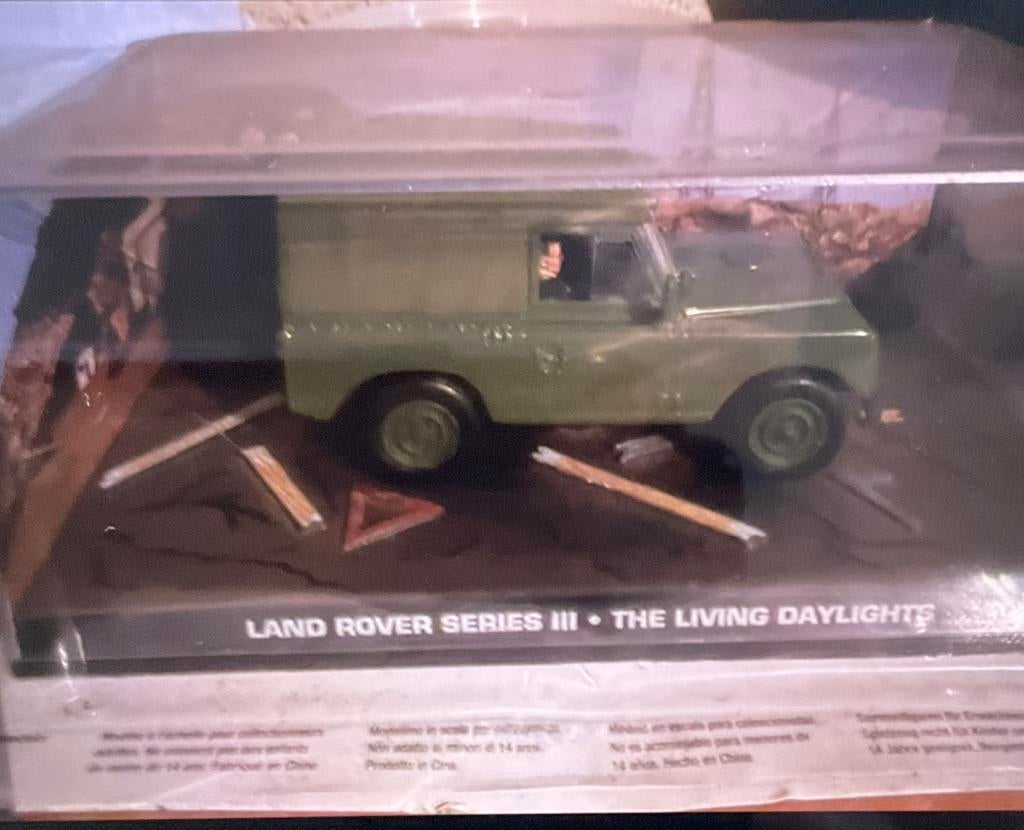 James bond collectie enz…., Ophalen of Verzenden, Zo goed als nieuw