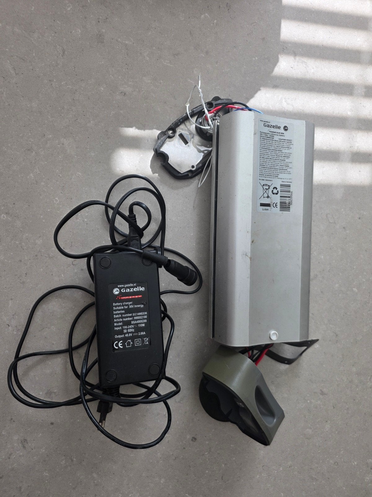 Gazelle Innergy Accu defect en Oplader, Fietsen en Brommers, Gebruikt