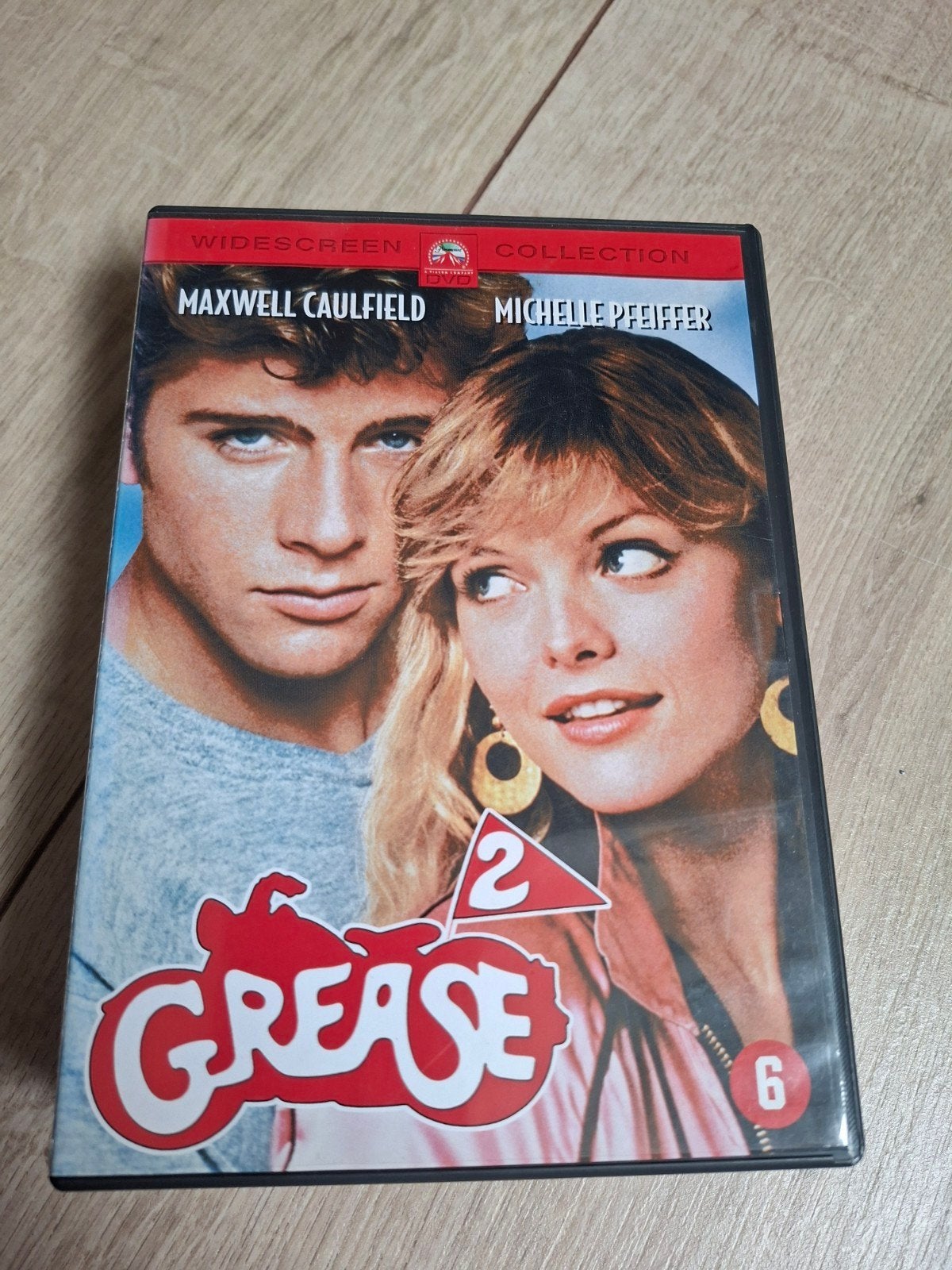 Grease 2 DVD - Romantische Komedie, Vanaf 6 jaar, Ophalen of Verzenden, Gebruikt, Romantische komedie