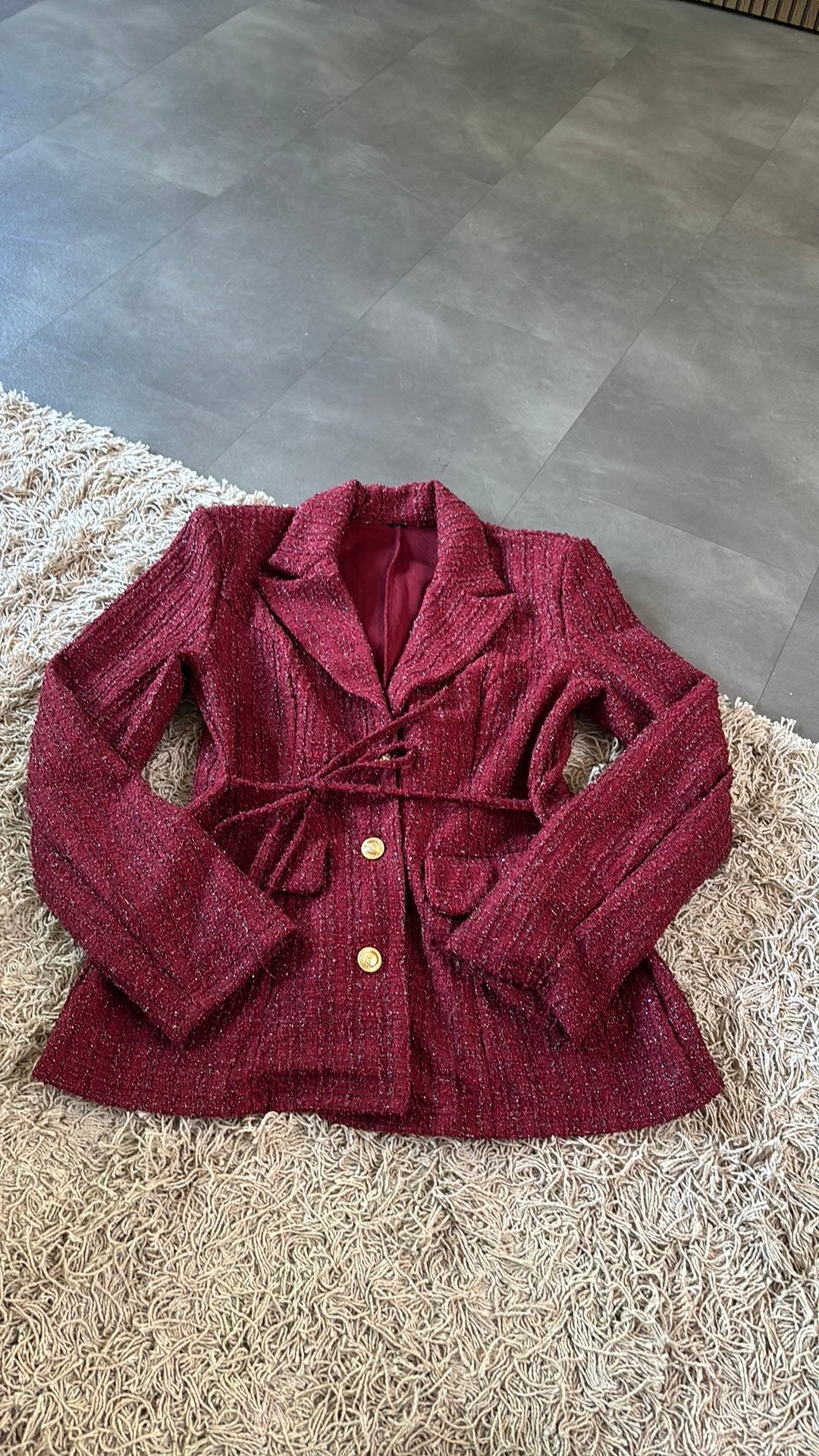 Bordeaux blazer met ceintuur – XS/S, Kleding | Dames, ., Ophalen of Verzenden, Zo goed als nieuw, .