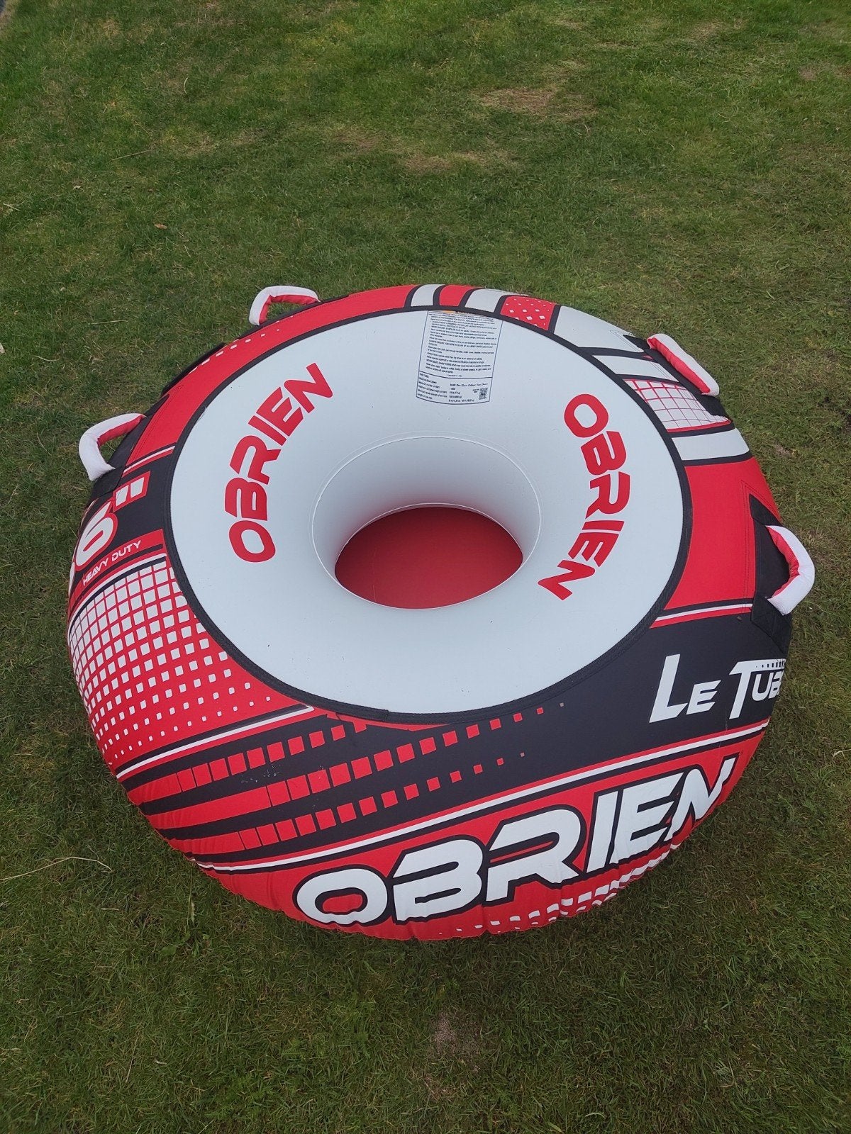 Te koop aangeboden: een O'Brien Le Tube 56" Heavy Duty sleep, Watersport en Boten, Ophalen, Funband of Funtube