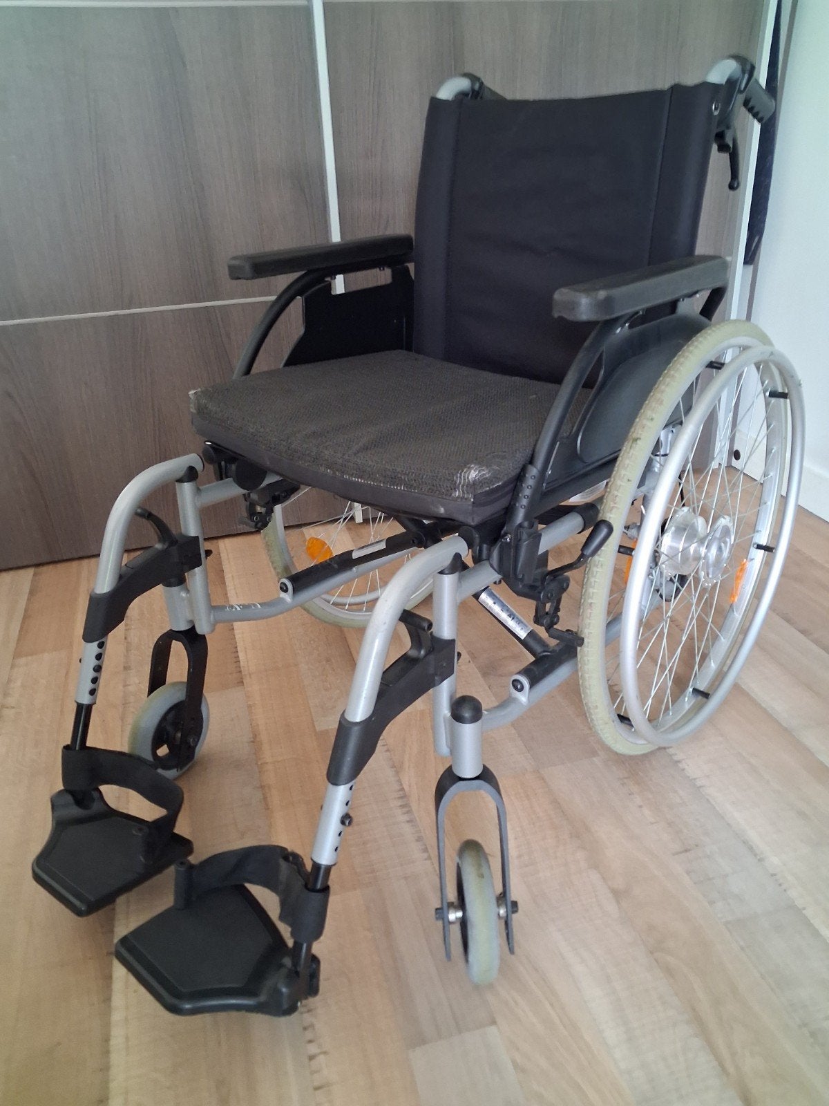 rolstoel lichtgewicht, Diversen, Ophalen, Inklapbaar, Gebruikt, Duwrolstoel