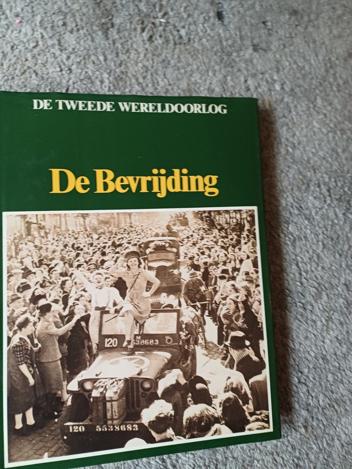 TE KOOP 3 STUKS BOEKEN OORLOG BEVRIJDING, Boeken, Ophalen of Verzenden, Nederland