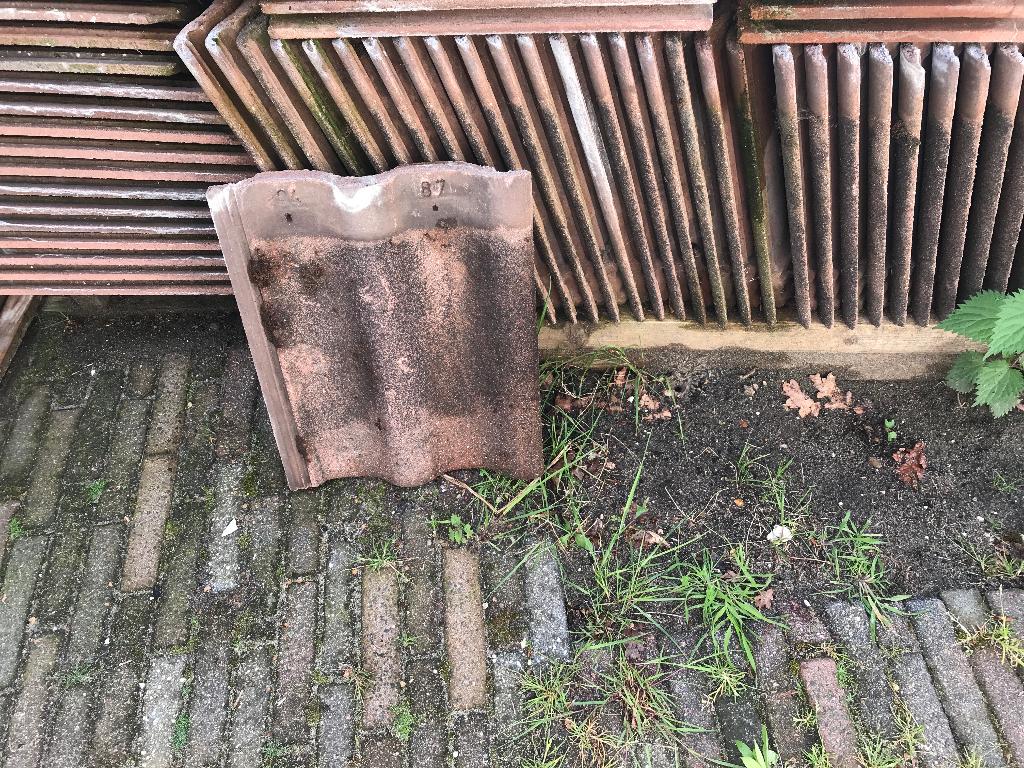 Marley dakpan, Doe-het-zelf en Verbouw, Ophalen, Gebruikt, Steen of Klei, 5 tot 10 m²