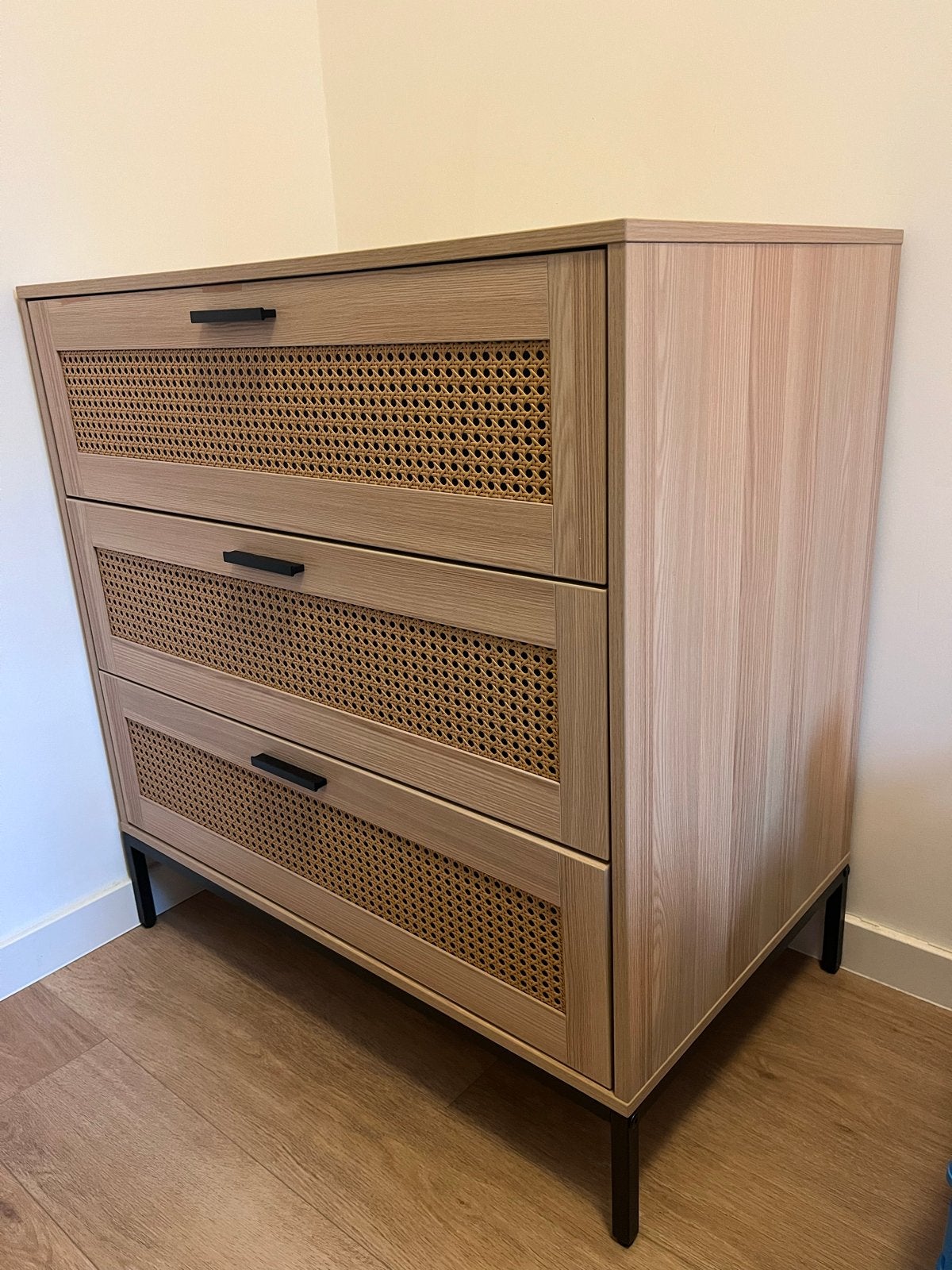 Commode Jakarta met rotan details, Ophalen, 50 tot 70 cm, Zo goed als nieuw, 75 tot 100 cm