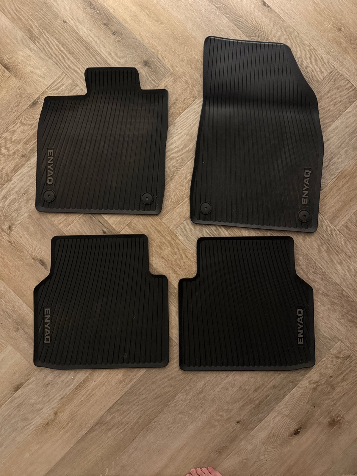 Rubberen matten Skoda Enyaq, Ophalen of Verzenden, Zo goed als nieuw