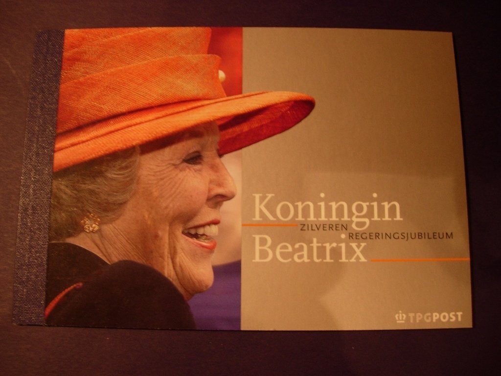 Koninklijke Fam. 2004 Prestigeboekje, bestaat uit 12 bladz., Postzegels en Munten, Postzegels | Nederland, Verzenden, Na 1940