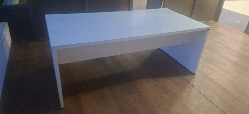 Bureau. Wit -zeer solide-, Huis en Inrichting, Bureaus, Ophalen, Demontabel, Gebruikt, 95 cm