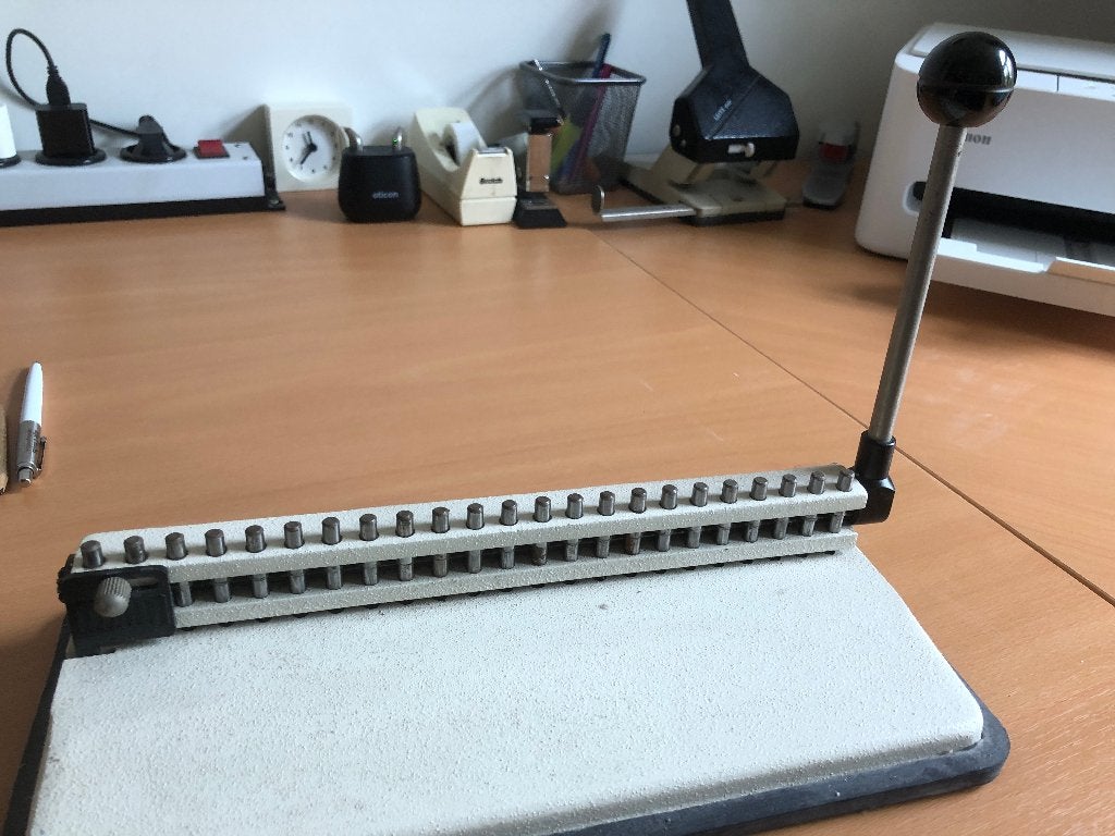 Zware kwaliteit 23-rings (multo-)perforator. Zgan., Ophalen of Verzenden, Gebruikt, Overige typen