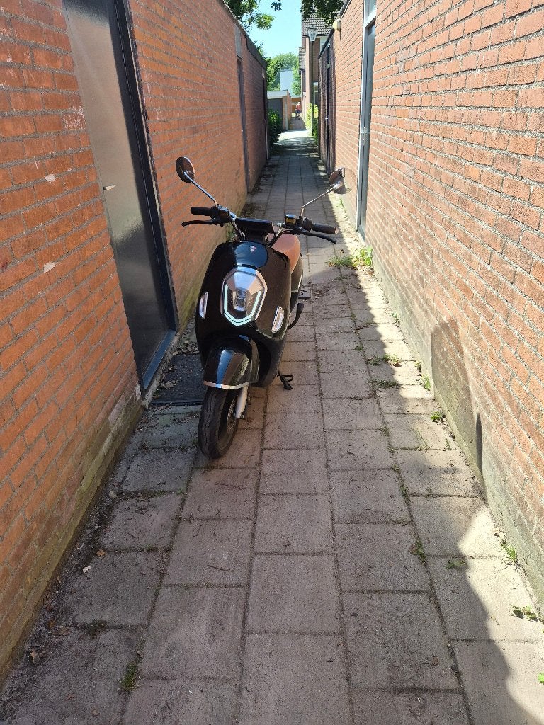 Elektrische Scooter Bosch motor 3000w 45km/u, Elektrisch, Zo goed als nieuw, Ophalen, Overige merken