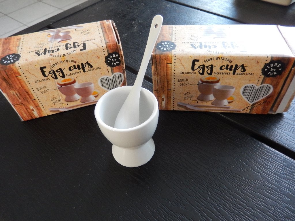 4 stenen eierdopjes met lepeltjes (zgan), Overige typen, Ophalen of Verzenden, Zo goed als nieuw, Overige stijlen