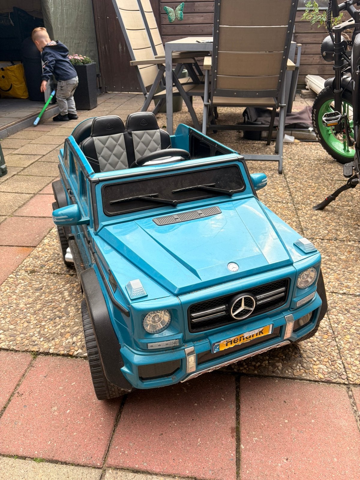 Kinderauto mercedes, Ophalen, Zo goed als nieuw