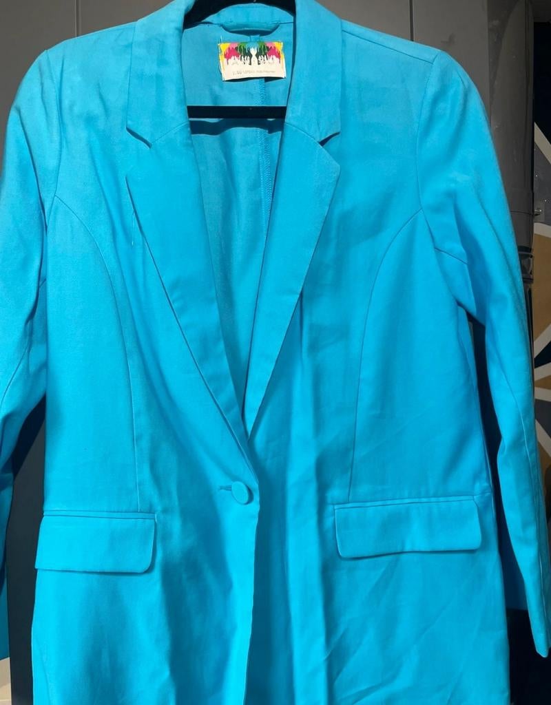 Amisu mt S misschien kleine M nieuw 🩵, Blauw, Nieuw, Ophalen of Verzenden, Jasje