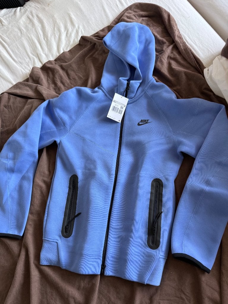 Nike pak heren, Ophalen of Verzenden, Zo goed als nieuw, Overige maten