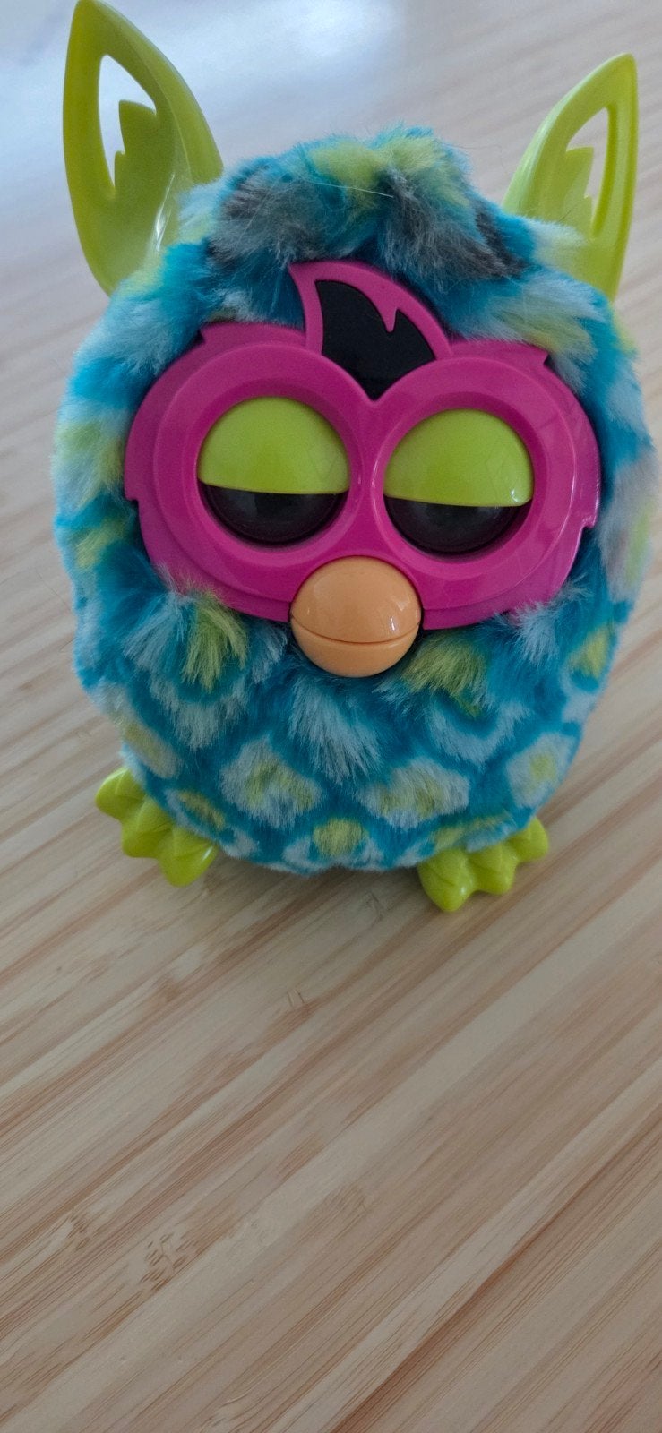 Furby Connect - Blauw/Groen met Roze Ogen, Ophalen of Verzenden, Jongen of Meisje