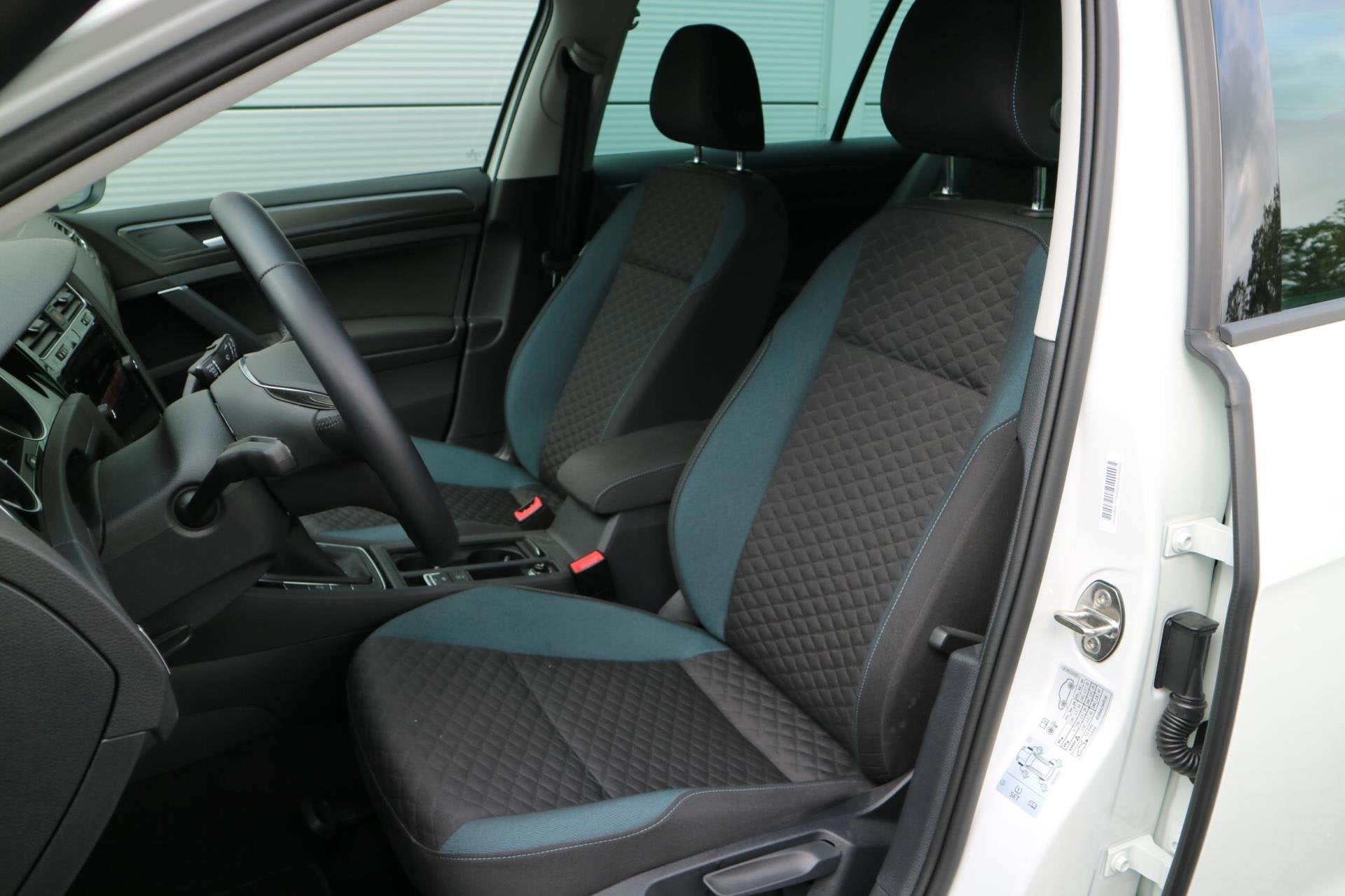 Volkswagen Golf Variant 1.0 TSi Highline (115pk) Navi | Crui, Voorwielaandrijving, Stof, Gebruikt, Euro 6