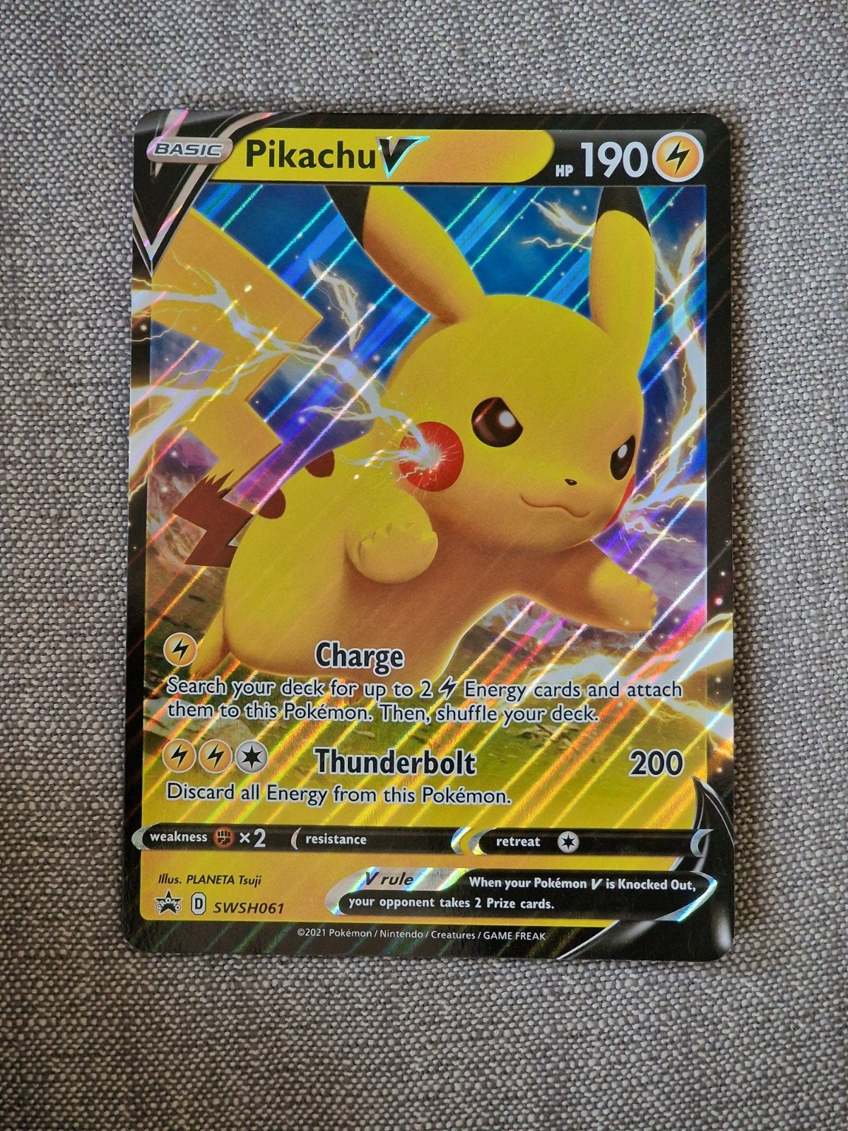 Pikachu V promo Jumbo #SWSH061, Ophalen of Verzenden