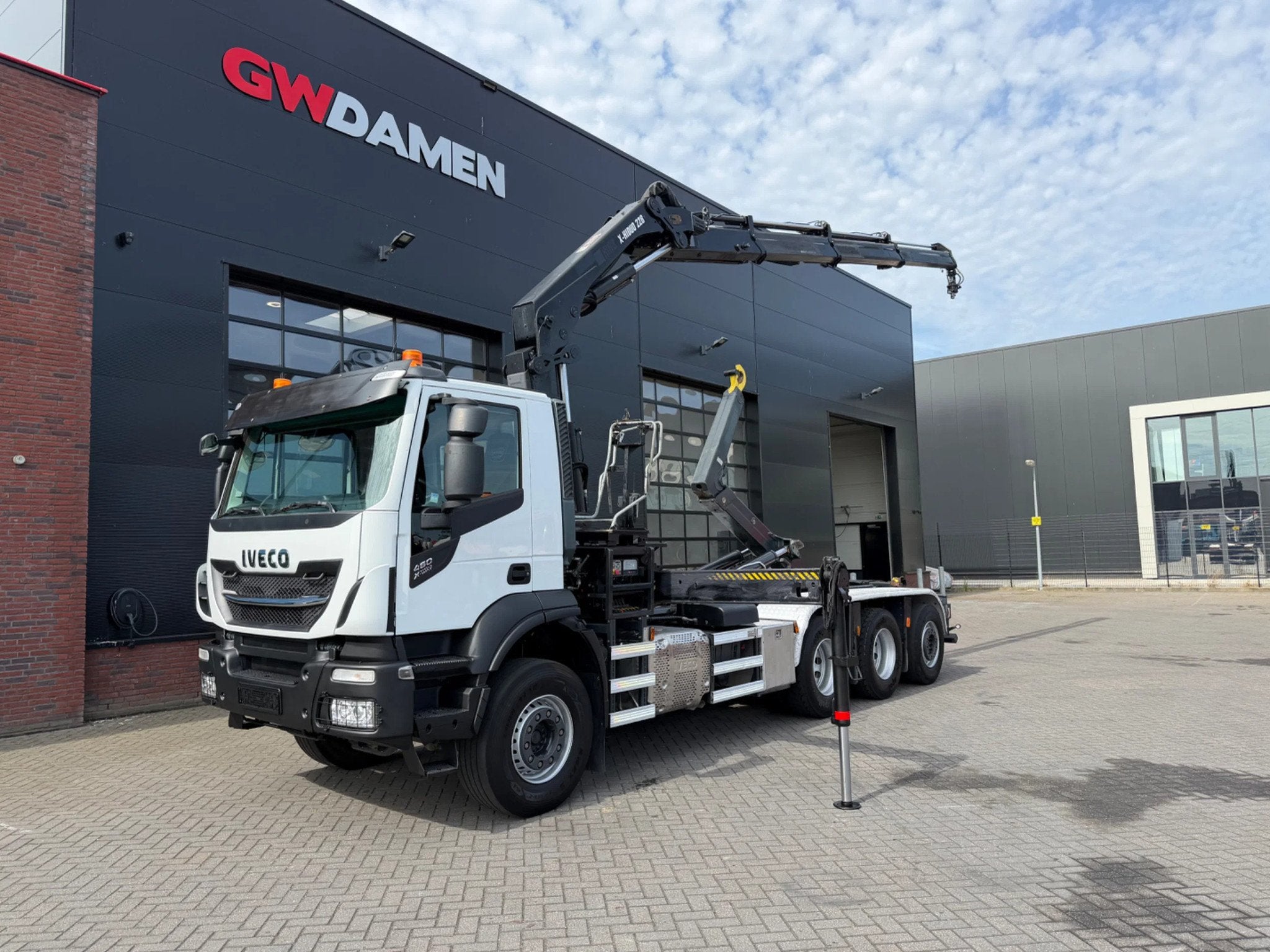 Iveco Stralis 460 8x4 Haaksysteem / Hiab 228-3 Euro 6 D, Automaat, 460 pk, Euro 6, Iveco