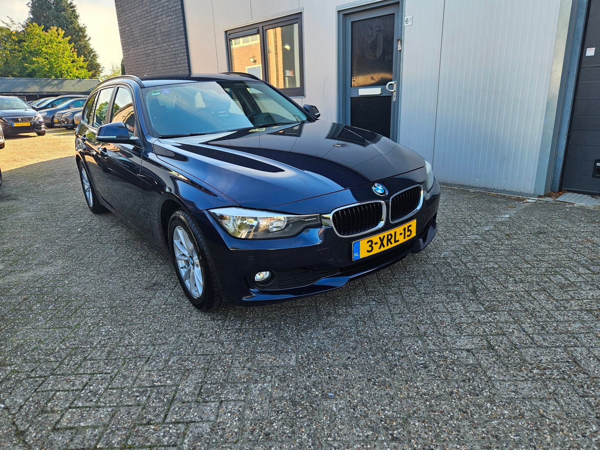 BMW 3-serie Touring 316i Business|Airco|Cruise|Navi|PDC, Auto's, Gebruikt, 4 cilinders, Blauw, Origineel Nederlands