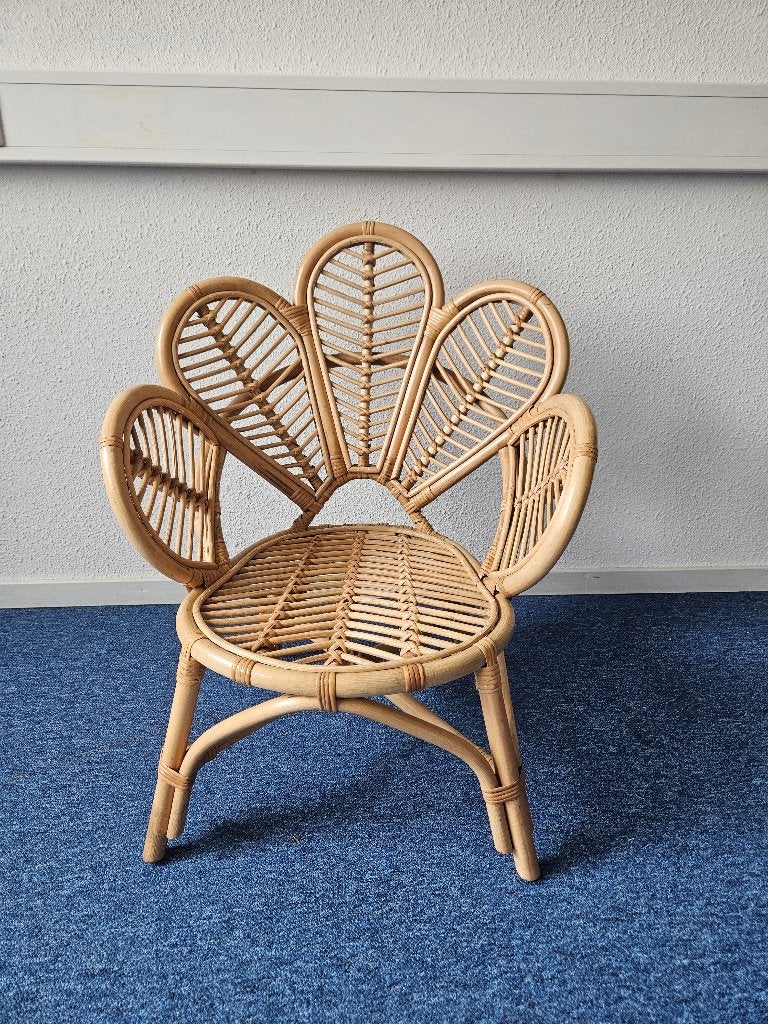 Rotan stoel lotus kinderstoel, Ophalen, Zo goed als nieuw, Overige typen