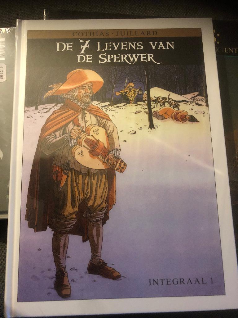 de 7 levens van de sperwer integraal 1 hc j6, Eén stripboek, Ophalen of Verzenden, Zo goed als nieuw