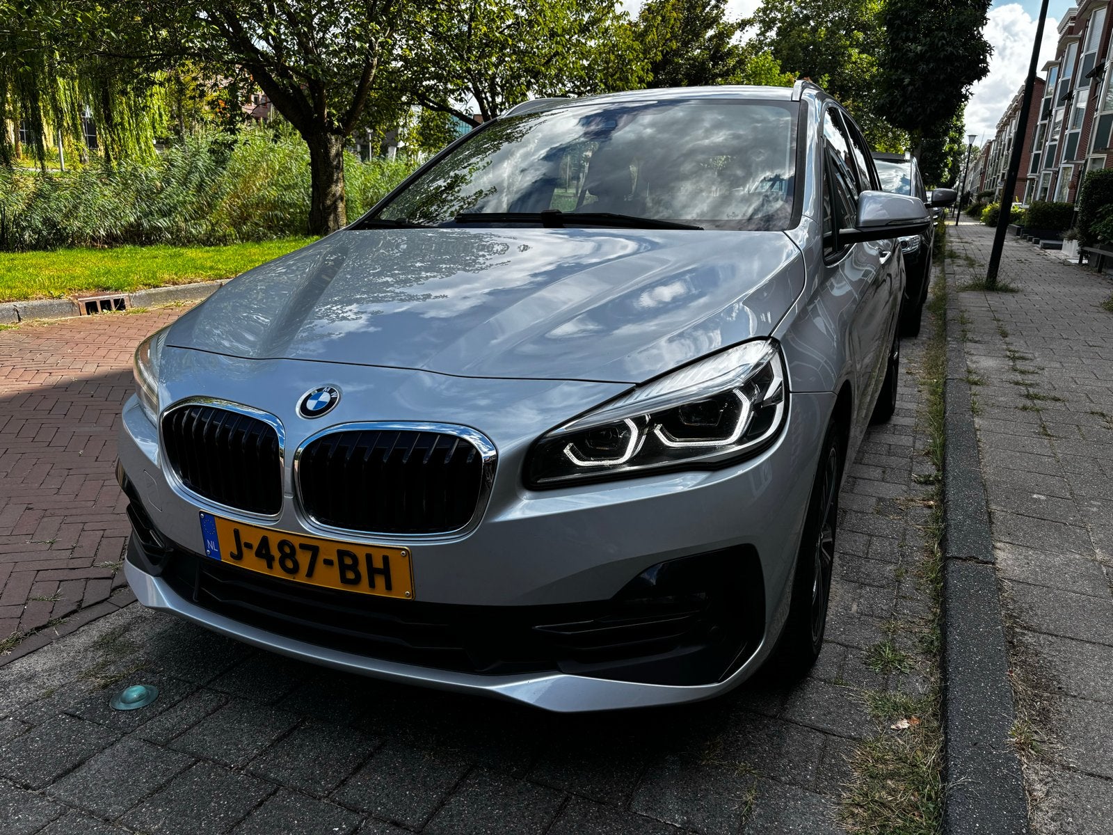 BMW 2-Serie Gran Tourer 218i 140pk - BMW Service Inclusive, Auto's, Lichtsensor, 2-Serie Gran Tourer, 7 stoelen, 75 €/maand