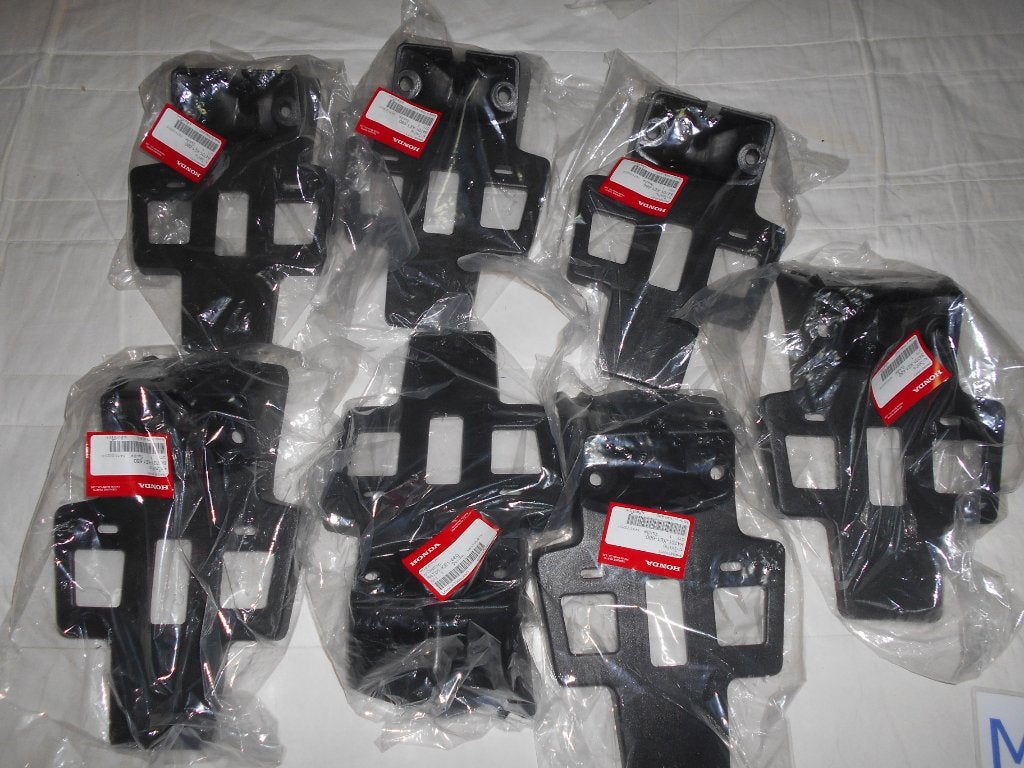 7 x NOS Honda Kenteken plaat Houder MTX80R2/MTX125R/MTX200R, Motoren, Verzenden