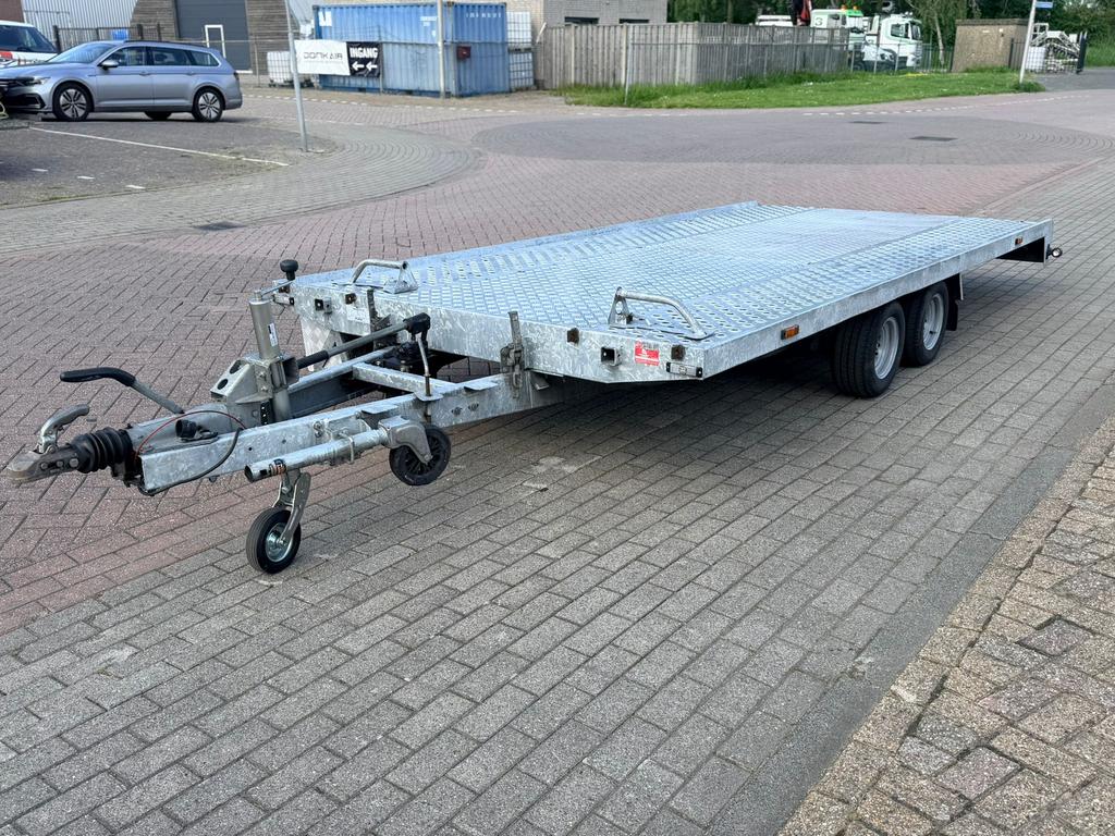 Proline autotransporter 2024, Ophalen, Zo goed als nieuw